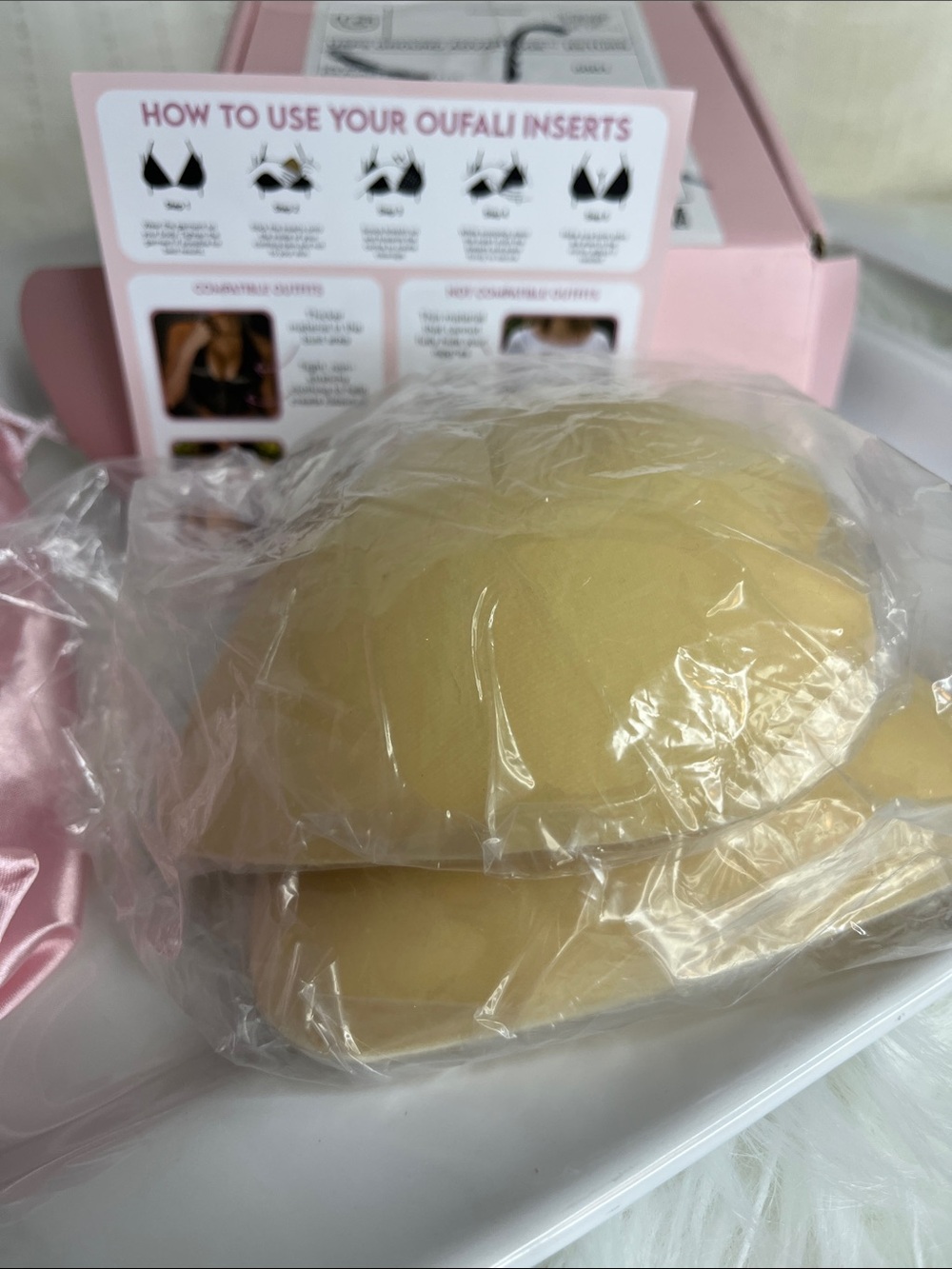 Women’s Shapewear in Soft Pink Satin Pouch - Picture 3 of 6